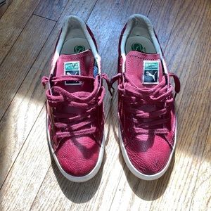 Puma match low cut size 8 mens burgundy/white